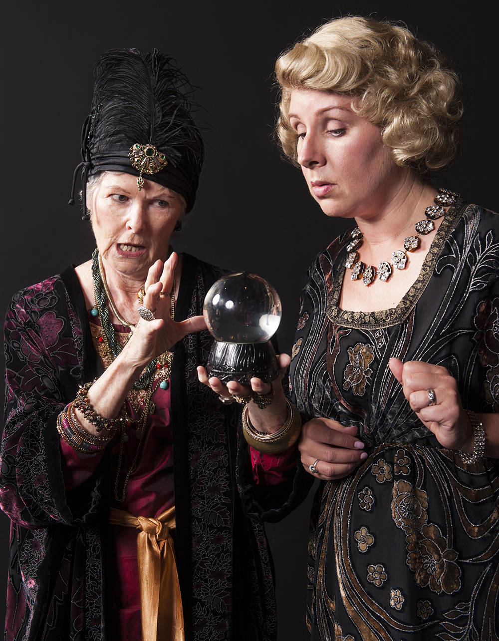REVIEW: A large round of applause for Blithe Spirit - Monday Mag