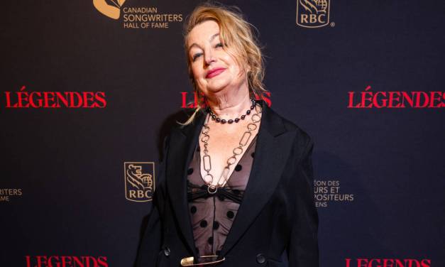 Canadian music icon Jane Siberry plays 4 Vancouver Island show in 4 nights